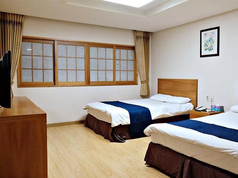 Jeju Parkside Tourist Hotel Dış mekan fotoğraf