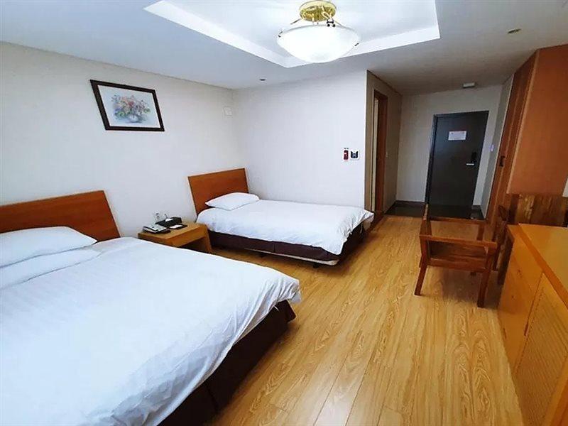 Jeju Parkside Tourist Hotel Dış mekan fotoğraf