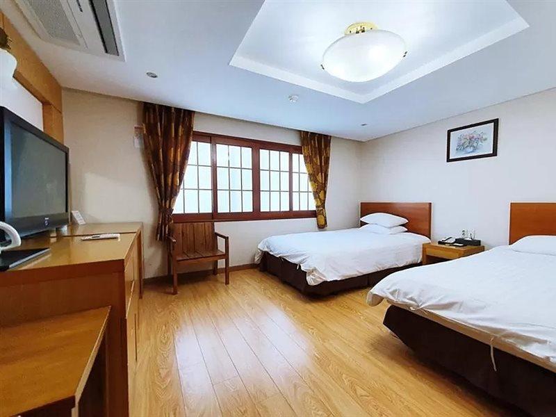 Jeju Parkside Tourist Hotel Dış mekan fotoğraf