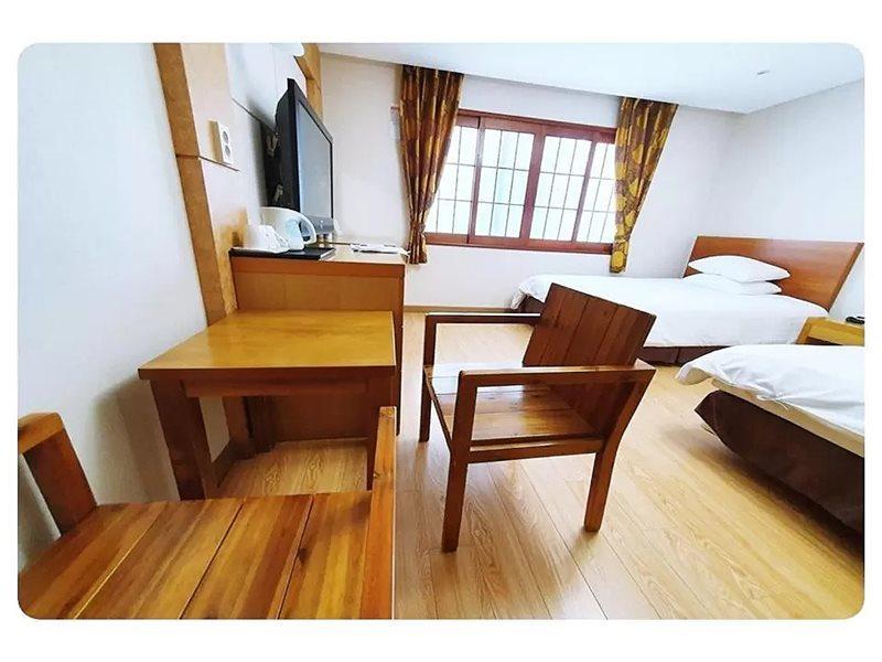 Jeju Parkside Tourist Hotel Dış mekan fotoğraf