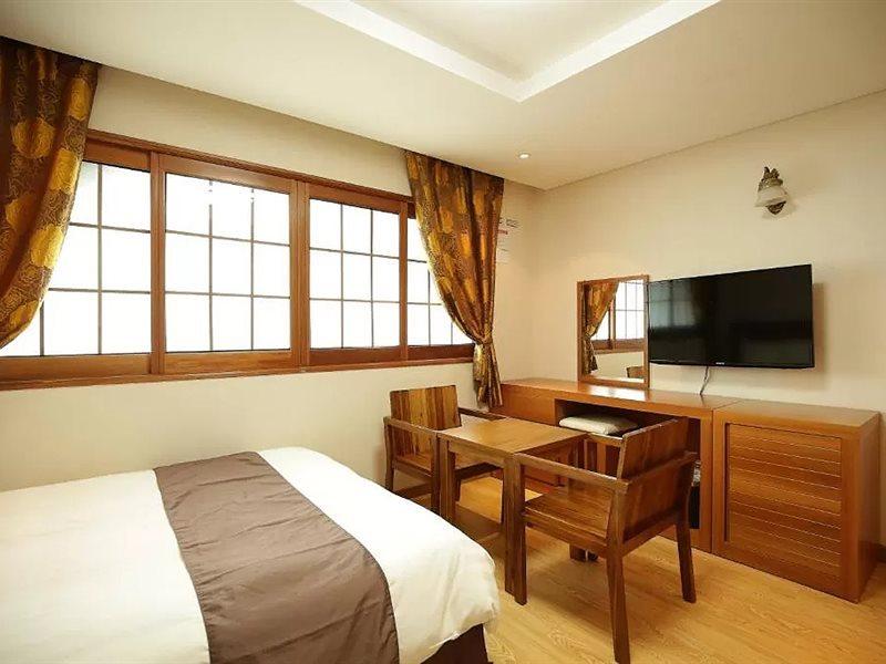 Jeju Parkside Tourist Hotel Dış mekan fotoğraf