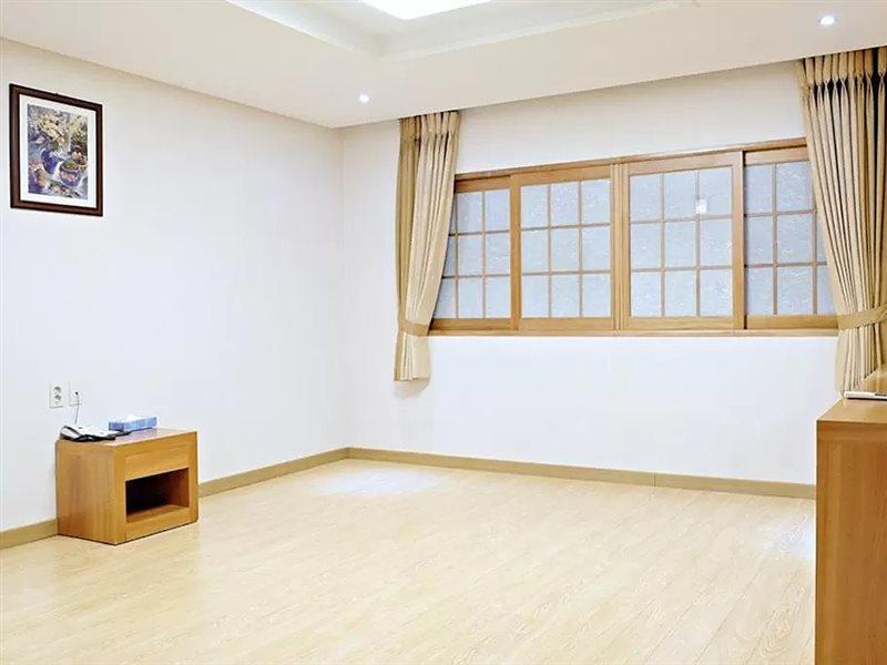 Jeju Parkside Tourist Hotel Dış mekan fotoğraf