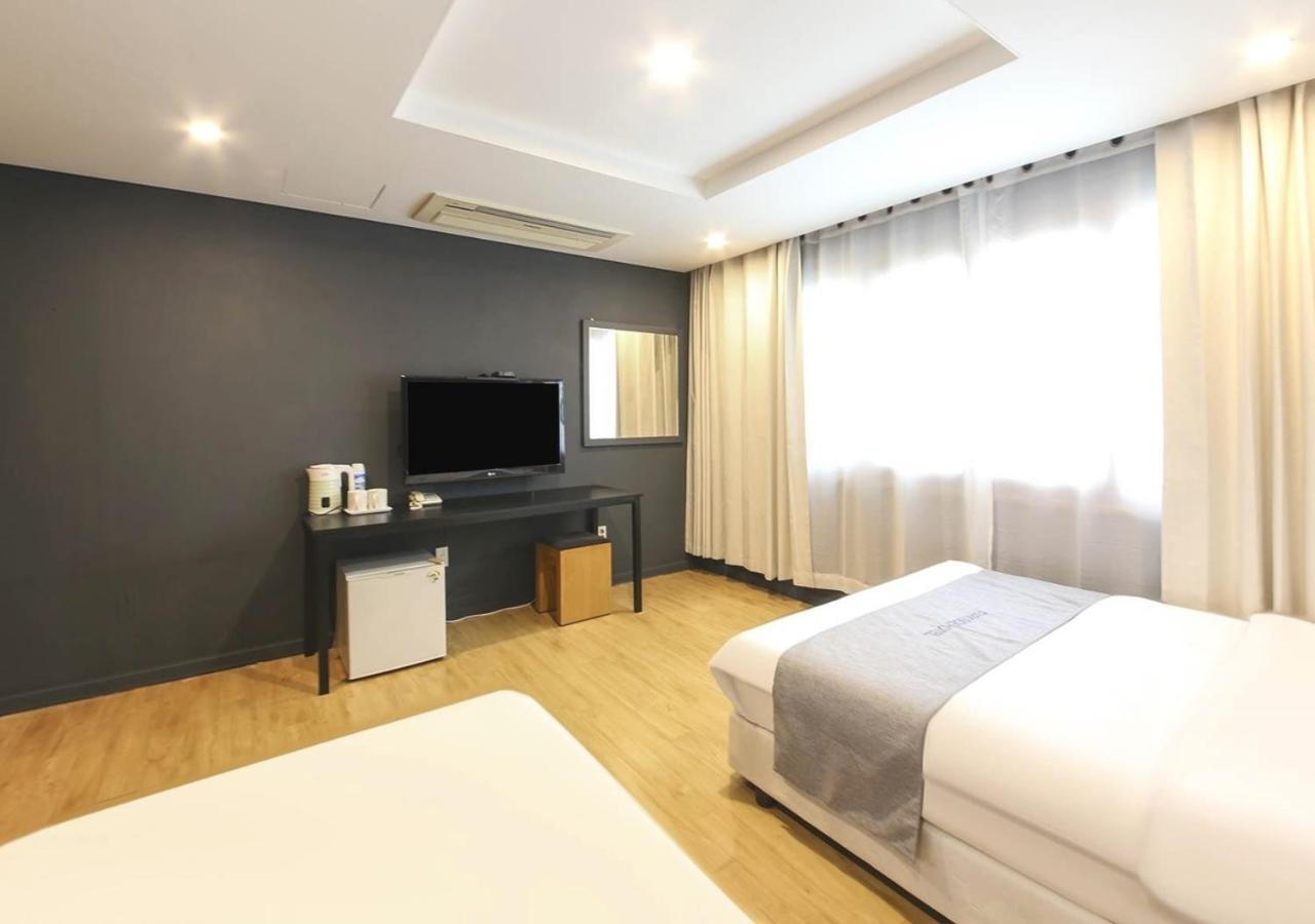 Jeju Parkside Tourist Hotel Dış mekan fotoğraf